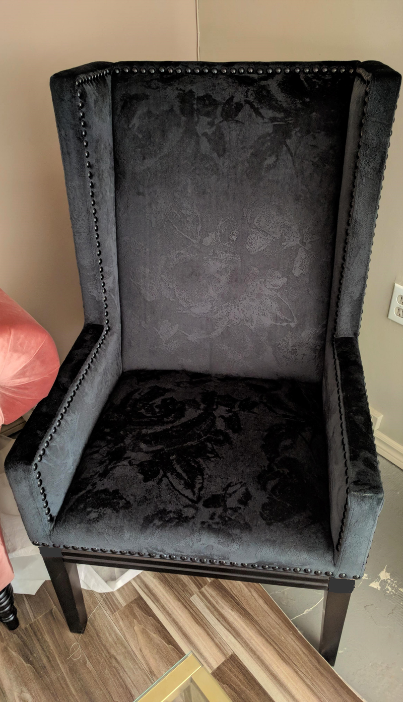 High WingBack Alonso Accent Chair